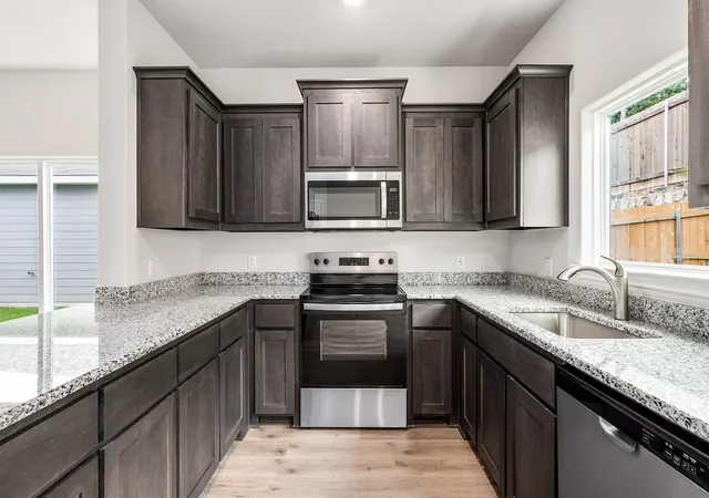 Photo 4 of Single family home for sale at 6314 Hyena Hollow Dr, Dallas, TX 75241 | MLS# 21365512 | Listing updated on 2026-08-21