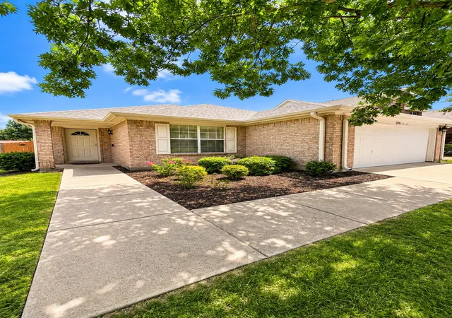 Photo 1 of Sale Pending at 2036 Moonlight Trl, Heartland, TX 75126 | MLS# 21363451 | Listing updated on 2026-09-16