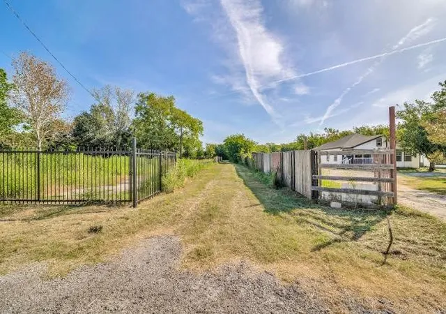 Photo 3 of Land for sale at 14747 Pecan Ln, Forney, TX 75126 | MLS# 21365271 | Listing updated on 2026-08-21