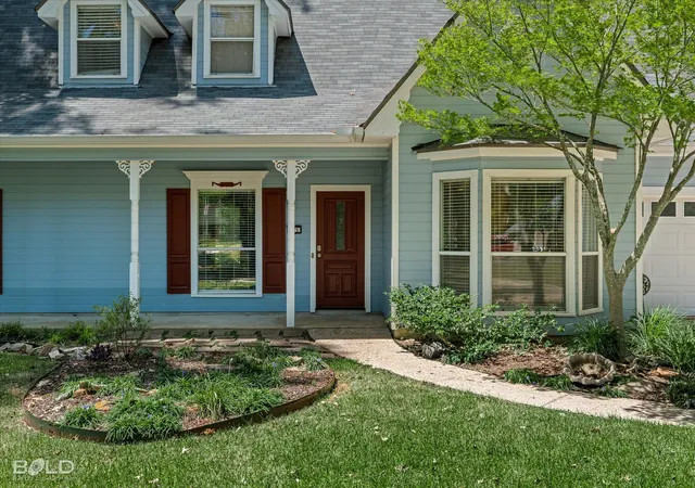 Photo 2 of Single family home for sale at 125 Lucky Ln, Bossier City, LA 71112 | MLS# 21357991 | Listing updated on 2026-09-15
