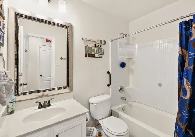 Photo 3 of Single family home for sale at 2019 Kingsbridge Dr, Heartland, TX 75126 | MLS# 21365519 | Listing updated on 2026-09-30