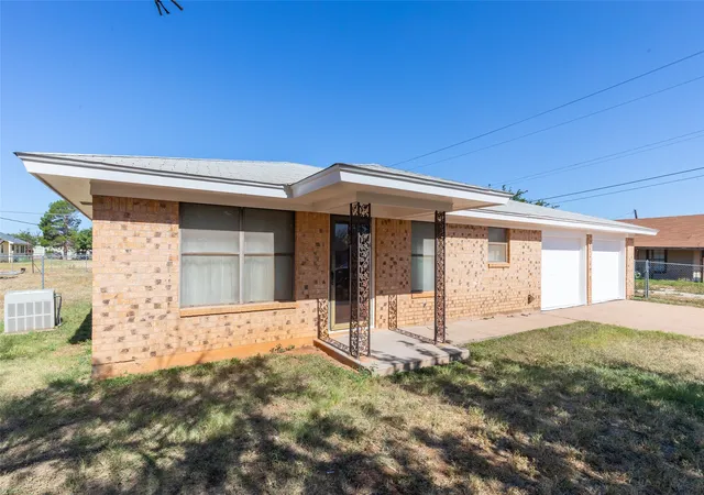 Photo 2 of Single family home for sale at 110 Cherry, Merkel, TX 79536 | MLS# 21363148 | Listing updated on 2026-08-21