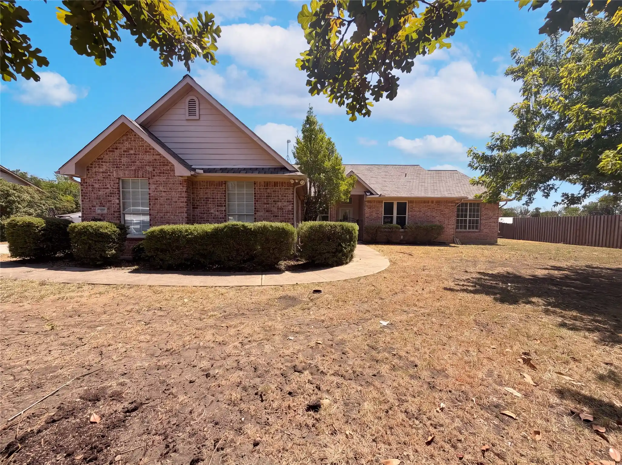 Single family home for sale at 630 New Hope Rd E, McKinney, TX 75071 | MLS# 21365185