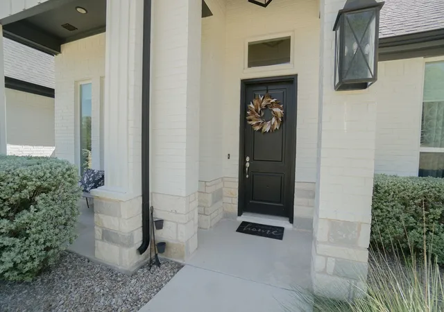 Photo 3 of Single family home for sale at 650 Finney Dr, Weatherford, TX 76085 | MLS# 21362785 | Listing updated on 2026-08-21