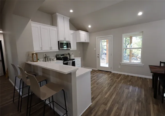 Photo 3 of Single family home for sale at 175 Lori Dr, Mineral Wells, TX 76067 | MLS# 21365335 | Listing updated on 2026-08-21