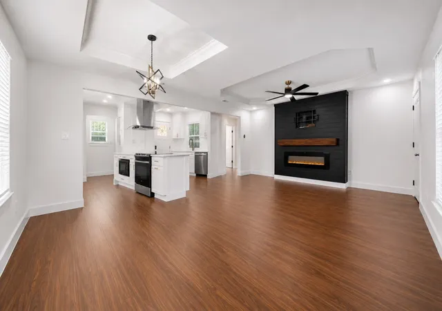 Photo 4 of Single family home for sale at 2831 Fordham Rd, Dallas, TX 75216 | MLS# 21349097 | Listing updated on 2026-09-29
