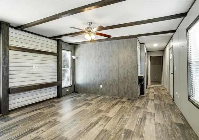 Photo 3 of Manufactured home for sale at 1279 Ham Bates Rd, Whitesboro, TX 76273 | MLS# 21365614 | Listing updated on 2026-08-21