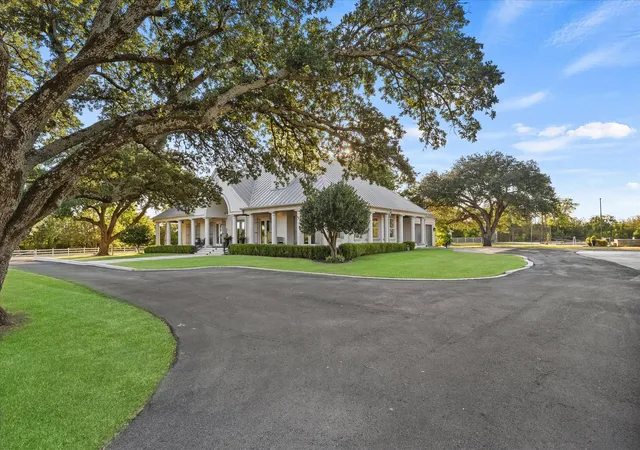 Photo 4 of Sale Pending at 14719 Poetry Rd, Terrell, TX 75160 | MLS# 21363984 | Listing updated on 2026-09-16