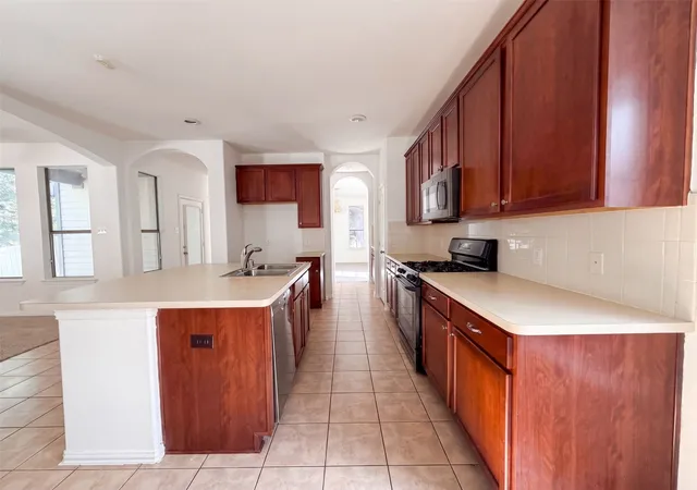 Photo 2 of Single family home for sale at 1700 Forsythe Dr, Savannah, TX 76227 | MLS# 21365630 | Listing updated on 2026-10-09