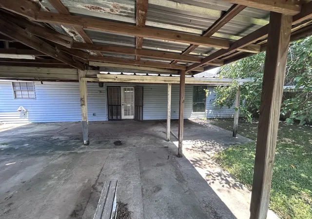 Photo 3 of Single family home for sale at 1913 Van Arpel Dr, La Place, LA 70068 | MLS# 21365551 | Listing updated on 2026-08-21