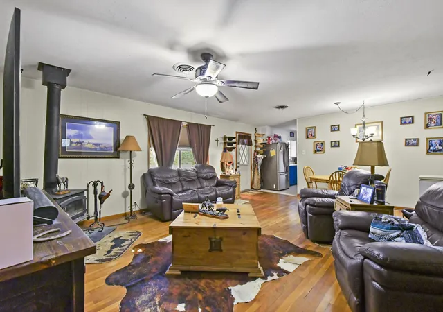 Photo 3 of Single family home for sale at 2045 County Road 113, Whitesboro, TX 76273 | MLS# 21365574 | Listing updated on 2026-09-26