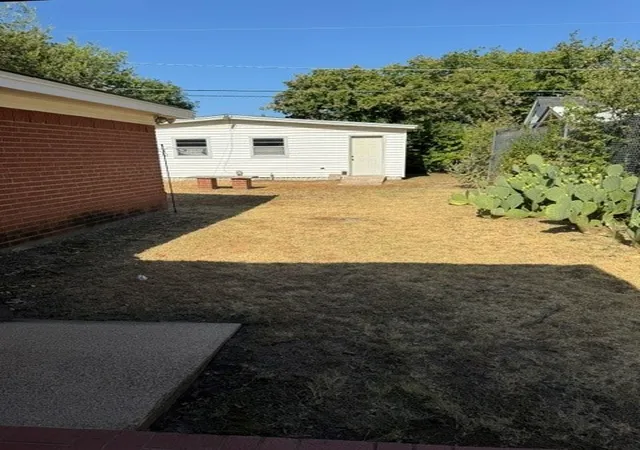 Photo 3 of Single family home for sale at 617 Comal Ave, Fort Worth, TX 76108 | MLS# 21365074 | Listing updated on 2026-10-08