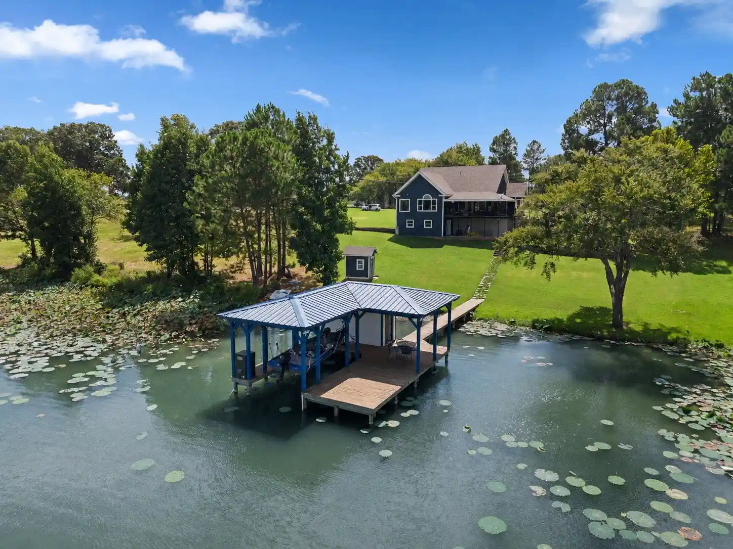 Photo 1 of Single family home for sale at 7581 E Lake Dr, Murchison, TX 75778 | MLS# 21363898 | Listing updated on 2026-10-29