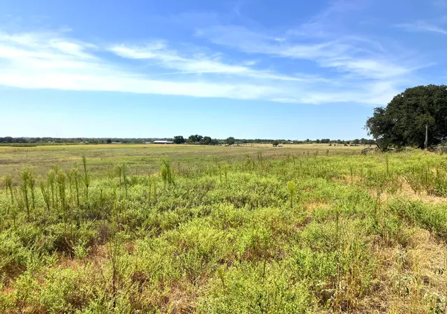 Photo 1 of Land for sale at 2549 Acres Tbd Hwy 6, De Leon, TX 76444 | MLS# 21365709 | Listing updated on 2026-08-21