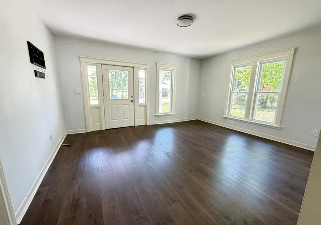 Photo 3 of Single family home for sale at 206 Live Oak, Winnsboro, TX 75494 | MLS# 21358870 | Listing updated on 2026-10-02