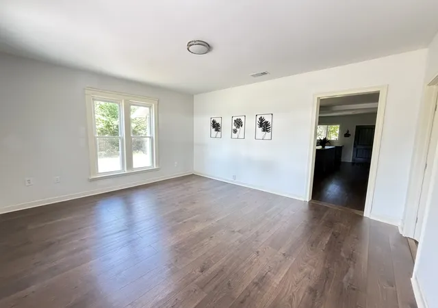 Photo 4 of Single family home for sale at 206 Live Oak, Winnsboro, TX 75494 | MLS# 21358870 | Listing updated on 2026-10-02