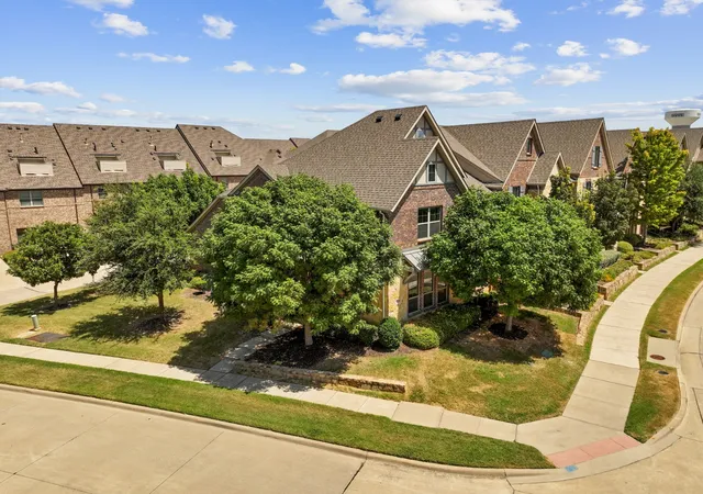 Photo 1 of Townhouse for sale at 7224 Chief Spotted Tail Dr, Mc Kinney, TX 75070 | MLS# 21354196 | Listing updated on 2026-08-21