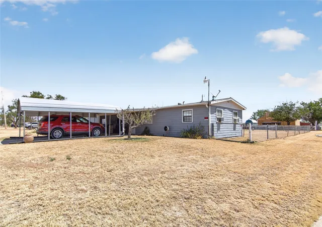 Single family home for sale at 1331 Avenue G, Anson, TX 79501 | MLS# 21365617