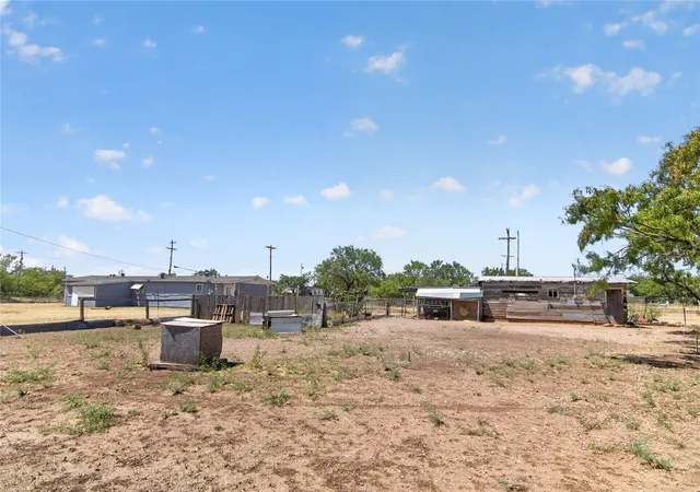 Photo 3 of Single family home for sale at 1331 Avenue G, Anson, TX 79501 | MLS# 21365617 | Listing updated on 2026-08-21