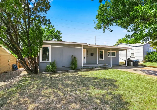 Photo 2 of Single family home for sale at 4512 Wabash Ave, Fort Worth, TX 76133 | MLS# 21359317 | Listing updated on 2026-08-21