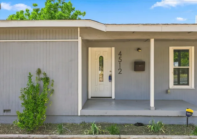 Photo 3 of Single family home for sale at 4512 Wabash Ave, Fort Worth, TX 76133 | MLS# 21359317 | Listing updated on 2026-08-21