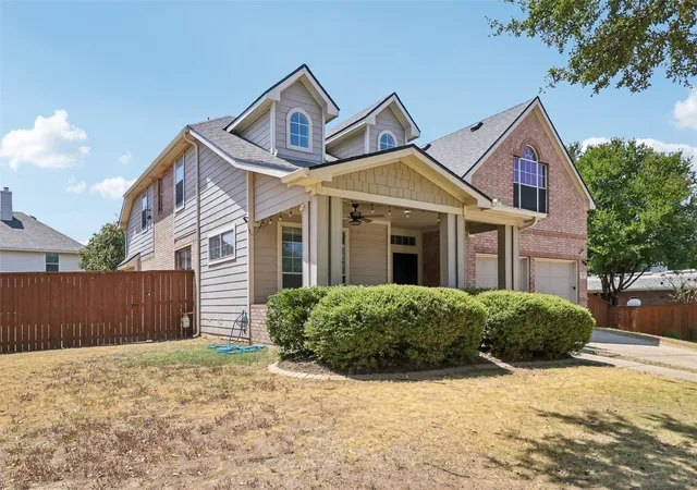 Photo 2 of Single family home for sale at 3800 Spencer St, Fort Worth, TX 76244 | MLS# 21363919 | Listing updated on 2026-08-29