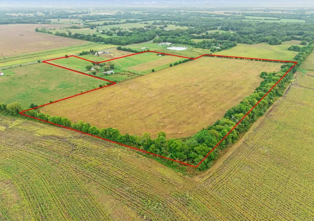 Photo 3 of Land for sale at 1905 Fm 1501, Deport, TX 75435 | MLS# 21365824 | Listing updated on 2026-08-21