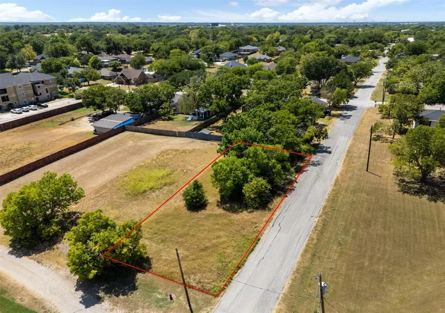 Photo 1 of Land for sale at 501 College St, Crandall, TX 75114 | MLS# 21365834 | Listing updated on 2026-08-21