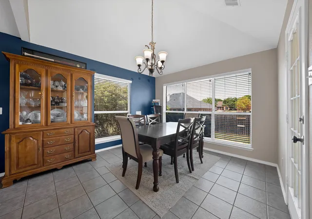 Photo 3 of Single family home for sale at 2209 Quail Ridge Dr, Weatherford, TX 76087 | MLS# 21362099 | Listing updated on 2026-09-26