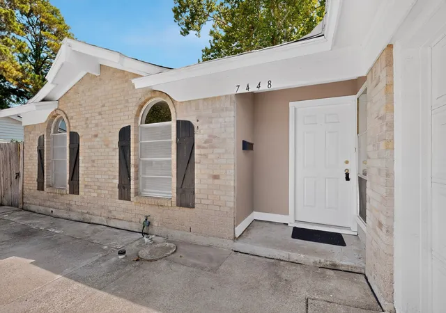 Photo 4 of Sale Pending at 7448 Van Natta Ln, Fort Worth, TX 76112 | MLS# 21365856 | Listing updated on 2026-09-03