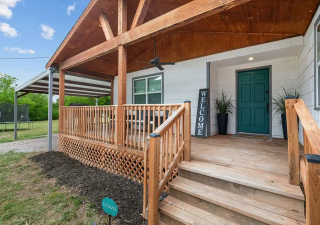 Photo 3 of Single family home for sale at 360 County Road 4358, Decatur, TX 76234 | MLS# 21359798 | Listing updated on 2026-10-05