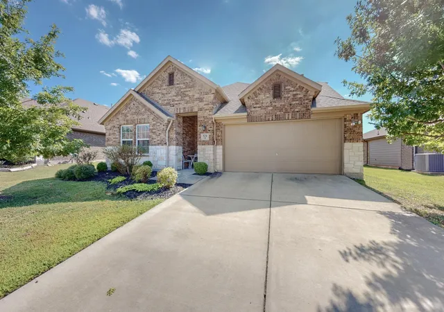 Photo 1 of Single family home for sale at 521 Hunt Farms Rd, Royse City, TX 75189 | MLS# 21364712 | Listing updated on 2026-08-21