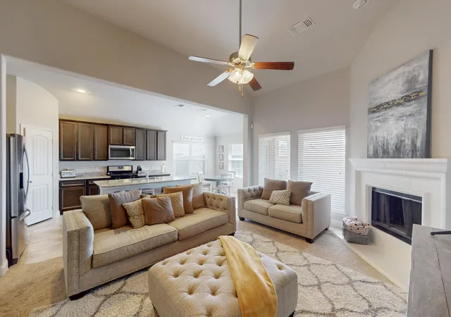 Photo 3 of Single family home for sale at 521 Hunt Farms Rd, Royse City, TX 75189 | MLS# 21364712 | Listing updated on 2026-08-21
