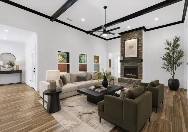 Photo 4 of Single family home for sale at 101 Darrell Dr, Rockwall, TX 75032 | MLS# 21365654 | Listing updated on 2026-10-08