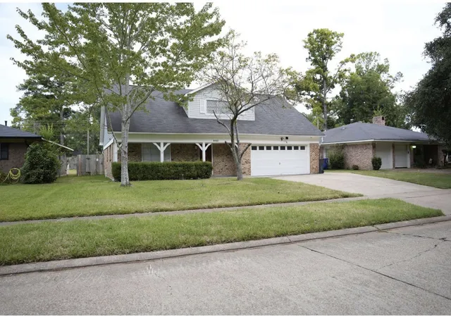 Photo 1 of Single family home for sale at 6133 Horton Ave, Shreveport, LA 71105 | MLS# 21365643 | Listing updated on 2026-08-23