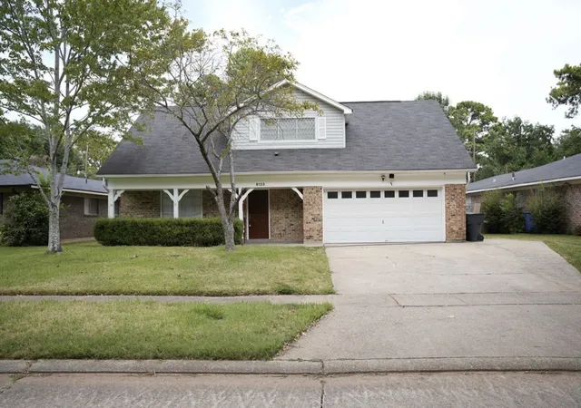 Photo 2 of Single family home for sale at 6133 Horton Ave, Shreveport, LA 71105 | MLS# 21365643 | Listing updated on 2026-08-23