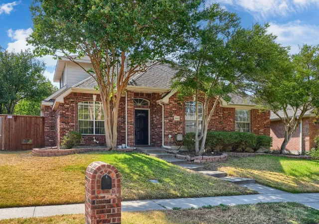 Photo 1 of Single family home for sale at 3912 Releigh Ct, Mc Kinney, TX 75070 | MLS# 21365897 | Listing updated on 2026-08-29