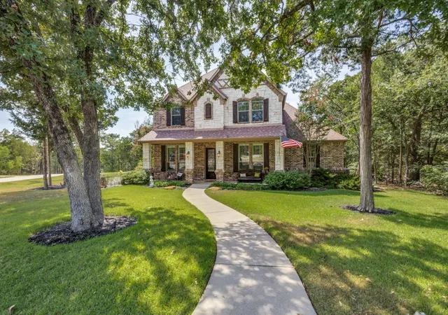 Photo 1 of Single family home for sale at 87 Castle Pines Cir, Gordonville, TX 76245 | MLS# 21365099 | Listing updated on 2026-09-20