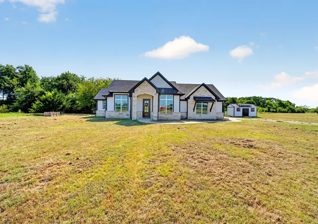 Photo 3 of Single family home for sale at 3580 Fm 751, Wills Point, TX 75169 | MLS# 21337025 | Listing updated on 2026-10-05