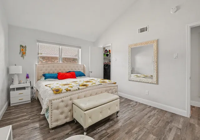 Photo 3 of Single family home for sale at 3217 Knights Haven Ln, Garland, TX 75044 | MLS# 21364392 | Listing updated on 2026-10-27
