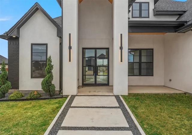 Photo 3 of Single family home for sale at 13001 Big Bend Blvd, Woodway, TX 76712 | MLS# 21365931 | Listing updated on 2026-09-20