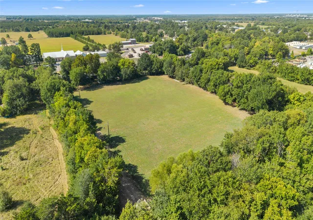 Photo 1 of Land for sale at 1500 Paris Blvd, Paris, TX 75460 | MLS# 21365572 | Listing updated on 2026-08-21