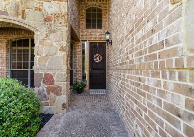 Photo 4 of Single family home for sale at 8012 Red River Run, North Richland Hills, TX 76180 | MLS# 21362598 | Listing updated on 2026-09-19