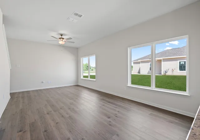 Photo 4 of Sale Pending at 8428 Fort Benton Trl, Ponder, TX 76259 | MLS# 21365998 | Listing updated on 2026-08-25