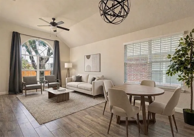 Photo 4 of Sale Pending at 6880 Longhorn Trl, Frisco, TX 75034 | MLS# 21356608 | Listing updated on 2026-09-25