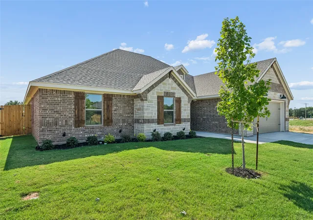Photo 2 of Single family home for sale at 128 Joel St, Springtown, TX 76082 | MLS# 21366005 | Listing updated on 2026-08-21