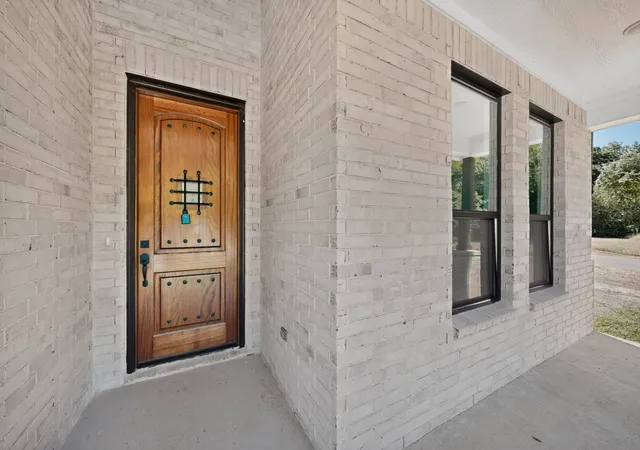 Photo 2 of Single family home for sale at 102 Redondo Dr, Gun Barrel City, TX 75156 | MLS# 21365499 | Listing updated on 2026-08-22