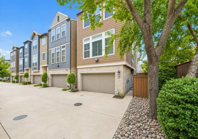Single family home for sale at 5981 Evening Star Pl, Dallas, TX 75235 | MLS# 21352710