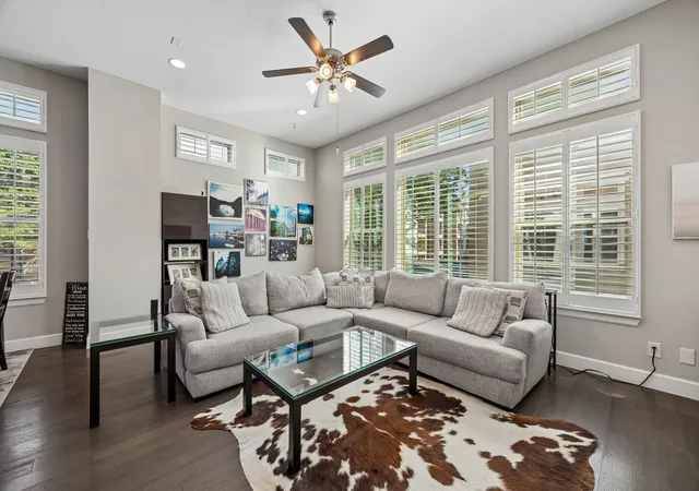 Photo 4 of Single family home for sale at 5981 Evening Star Pl, Dallas, TX 75235 | MLS# 21352710 | Listing updated on 2026-08-30