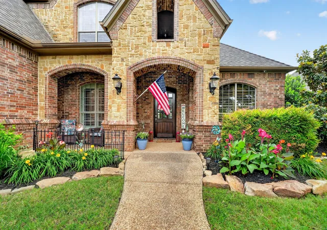 Photo 2 of Single family home for sale at 409 Settlers Ridge Dr, Keller, TX 76248 | MLS# 21364993 | Listing updated on 2026-09-27